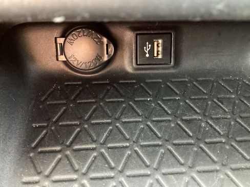 Used 2024 Toyota RAV4 XLE w/ Weather Package AWD/4WD image 18