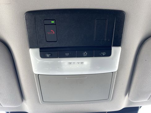 Used 2023 Nissan Pathfinder SL image 39