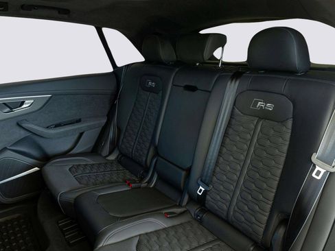 Used 2025 Audi RS Q8 performance image 27