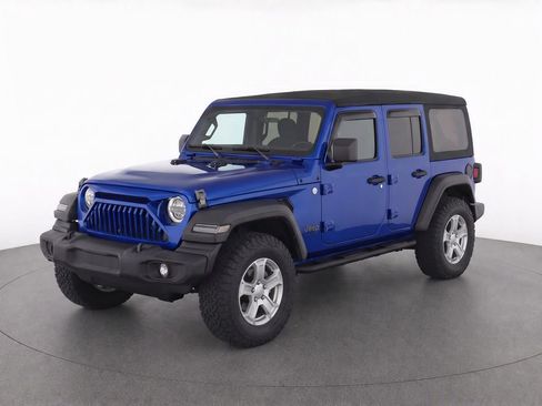 Used 2018 Jeep Wrangler Unlimited Sport S AWD/4WD image 3