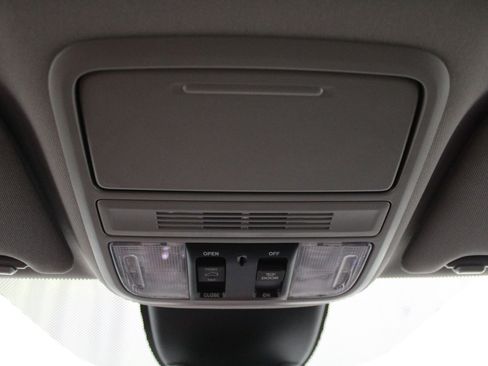 Used 2024 Honda Odyssey EX-L image 33