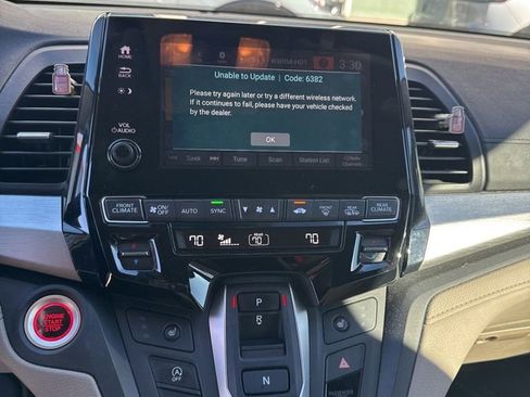 Used 2023 Honda Odyssey EX-L image 11