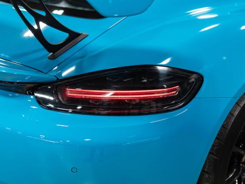 Used 2021 Porsche 718 Cayman GT4 RWD image 30