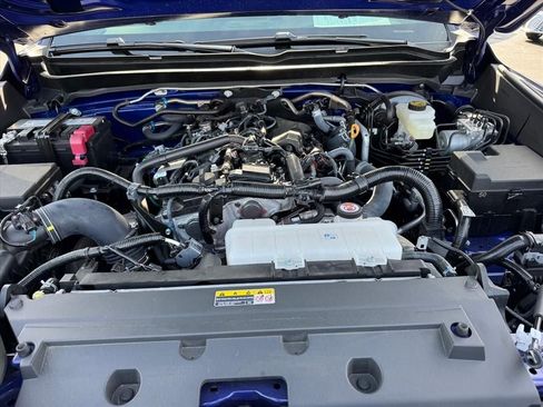 Certified 2025 Toyota Tacoma SR5 image 12