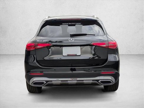 Certified 2025 Mercedes-Benz GLC 300 image 9