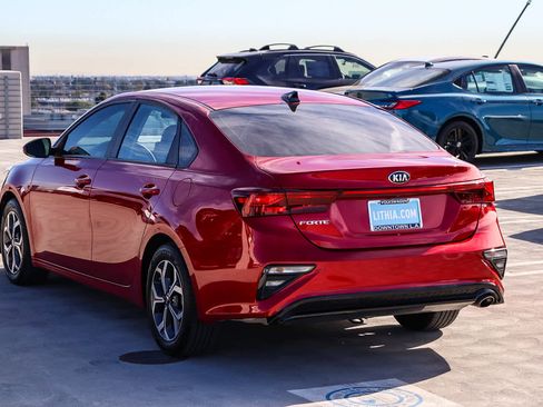 Used 2019 Kia Forte LXS image 6