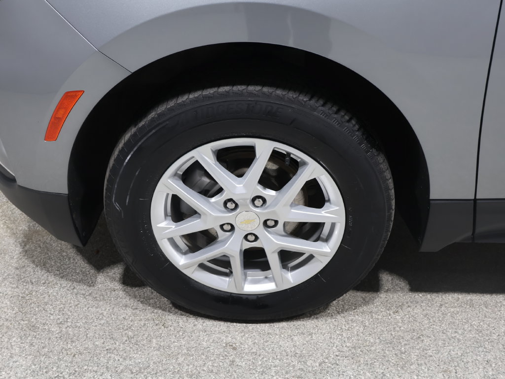 Used 2024 Chevrolet Equinox LT w/ Driver Convenience Package AWD/4WD image 8