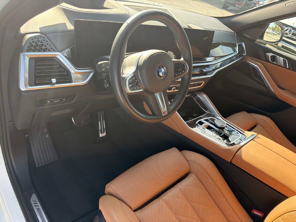 Used 2026 BMW X6 xDrive40i AWD/4WD image 18