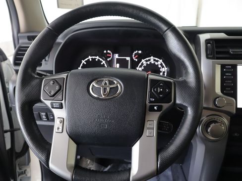 Used 2023 Toyota 4Runner SR5 Premium w/ Moonroof Package AWD/4WD image 16