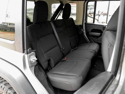 Used 2021 Jeep Wrangler Unlimited Sport image 45