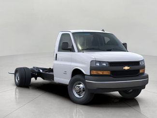 New 2025 Chevrolet Express 3500 w/ Power Convenience Package video 1