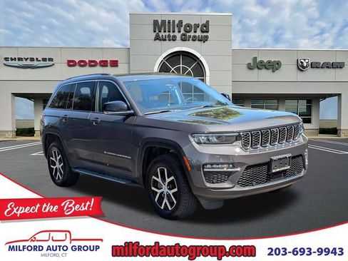 New 2023 Jeep Grand Cherokee Limited w/ Luxury Tech Group II AWD/4WD image 1