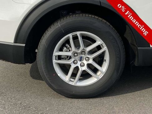 New 2025 Ford Explorer Active w/ Active Comfort Package image 23