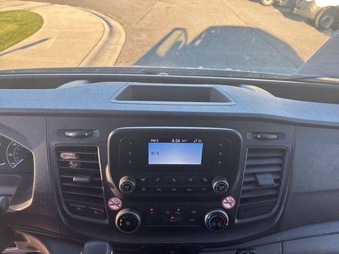 Used 2023 Ford Transit 250 Medium Roof AWD w/ Load Area Protection Package image 38