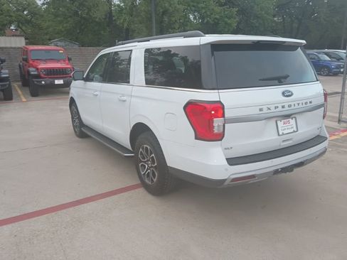Used 2023 Ford Expedition Max XLT AWD/4WD image 12