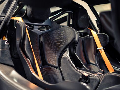 Used 2021 McLaren 765LT RWD image 2