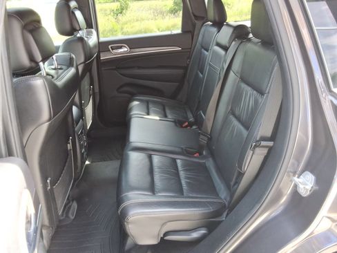 Used 2015 Jeep Grand Cherokee Limited AWD/4WD image 32