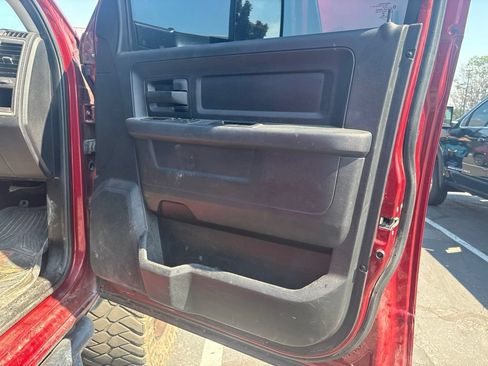 Used 2013 RAM 2500 Tradesman w/ Chrome Appearance Group AWD/4WD image 15