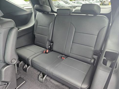 New 2025 Chevrolet Traverse LT image 21