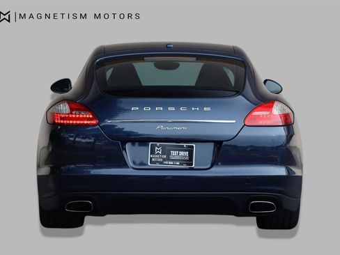Used 2012 Porsche Panamera 4 image 8