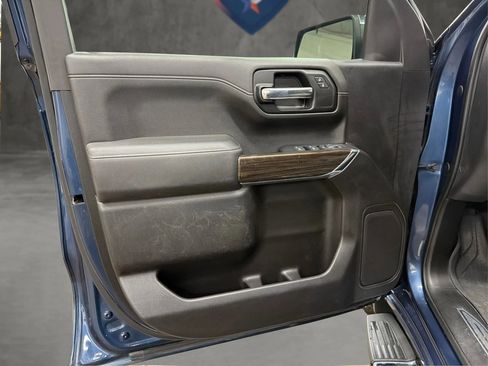 Used 2019 Chevrolet Silverado 1500 LT w/ Texas Edition image 41