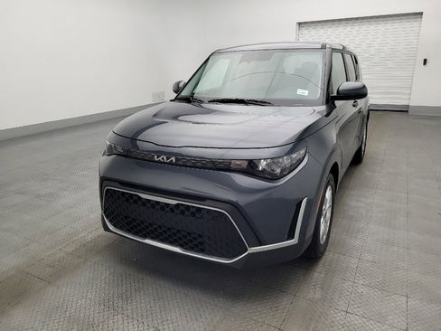 Used 2025 Kia Soul LX w/ LX Technology Package image 15