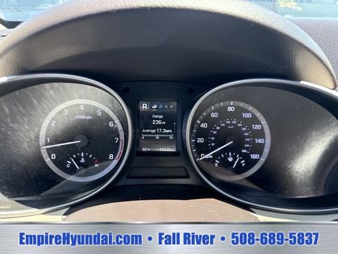 Used 2018 Hyundai Santa Fe SE w/ Cargo Package AWD/4WD image 32