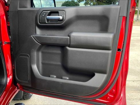 Used 2021 Chevrolet Silverado 1500 Custom RWD image 22