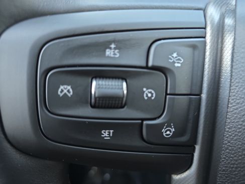 Used 2023 GMC Yukon XL Denali w/ Denali Reserve Package image 17