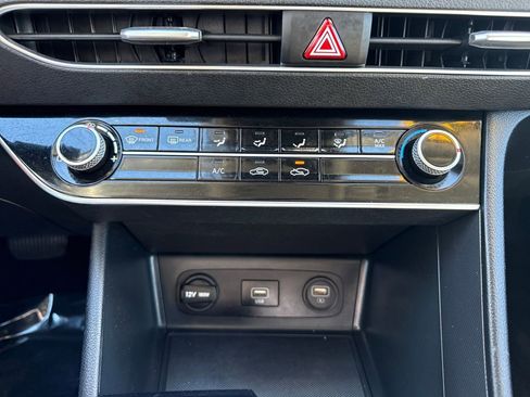 Used 2023 Hyundai Sonata SE image 22