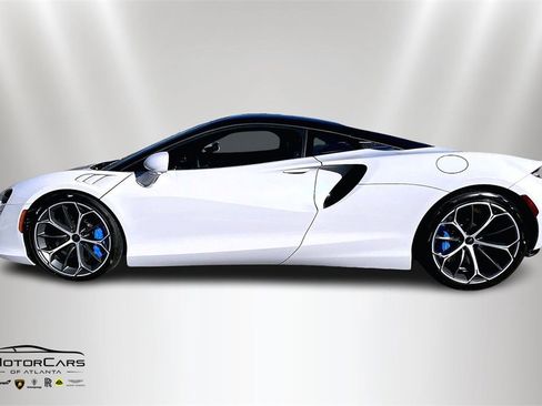 New 2026 McLaren Artura image 13