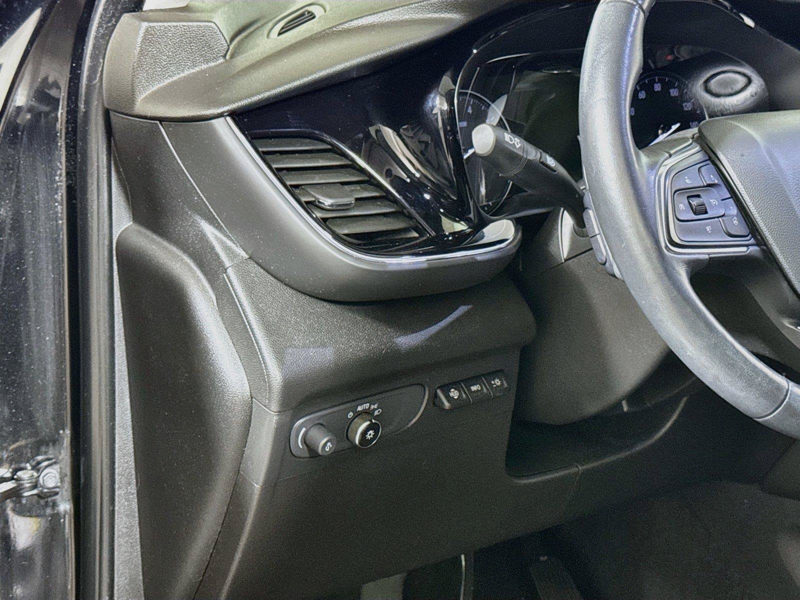 Used 2022 Buick Envision Avenir w/ Technology Package II FWD image 8