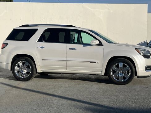 Used 2016 GMC Acadia Denali image 3