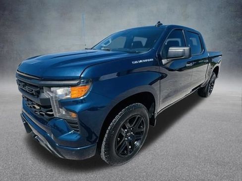 Used 2022 Chevrolet Silverado 1500 Custom RWD image 3