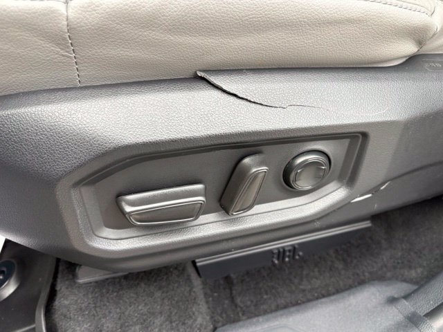 Used 2025 Toyota Sequoia Limited w/ Tow Technology Package AWD/4WD image 27