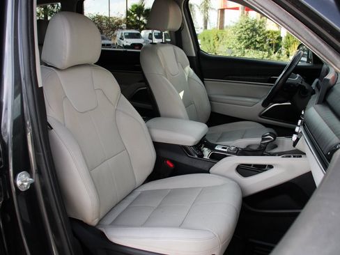 Used 2023 Kia Telluride SX image 43