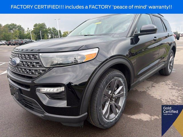 Used 2022 Ford Explorer XLT w/ Equipment Group 202A AWD/4WD image 2