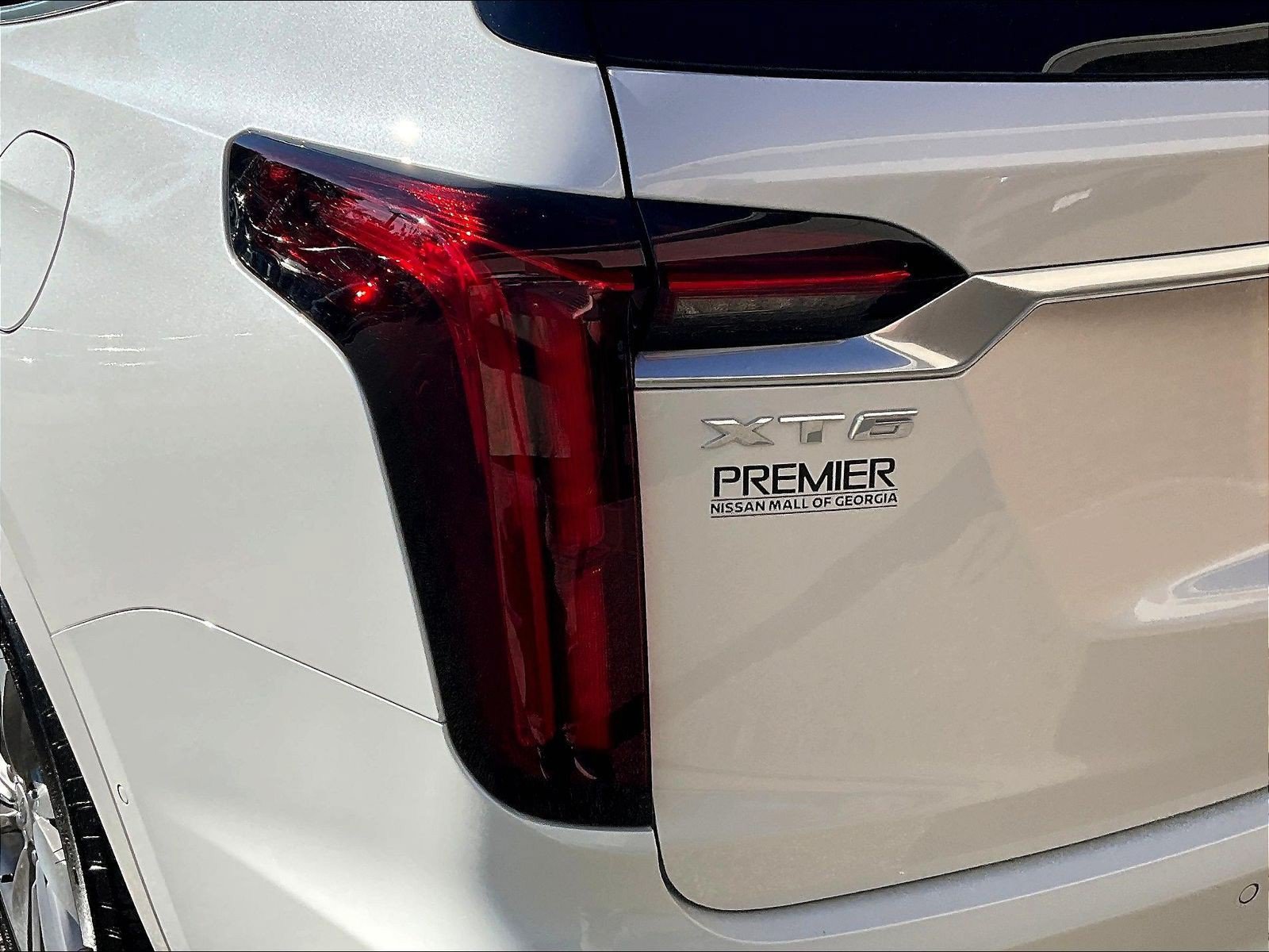 Used 2025 Cadillac XT6 Premium Luxury w/ Platinum Package FWD image 25