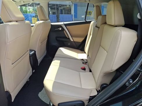 Used 2014 Toyota RAV4 Limited AWD/4WD image 11