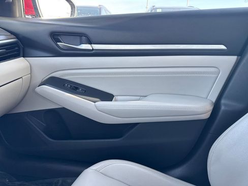 Used 2019 Nissan Altima 2.5 Platinum image 26