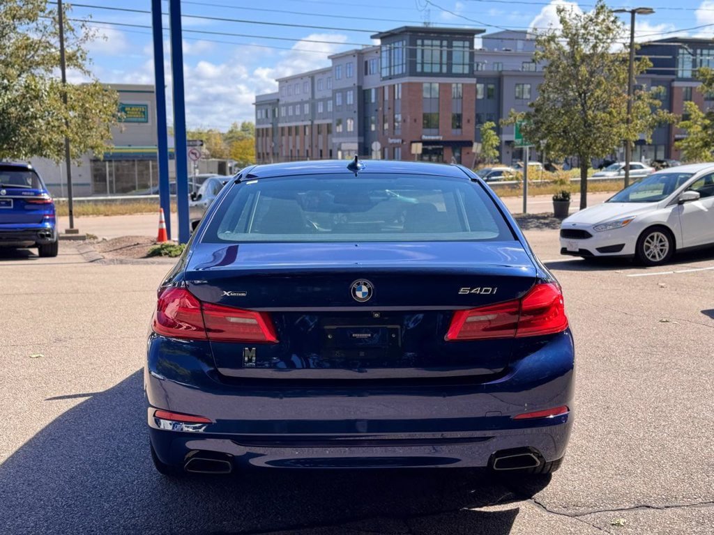Used 2019 BMW 540i xDrive w/ Executive Package AWD/4WD image 5