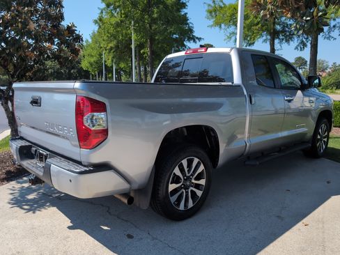 Used 2021 Toyota Tundra Limited w/ Limited Premium Package AWD/4WD image 10