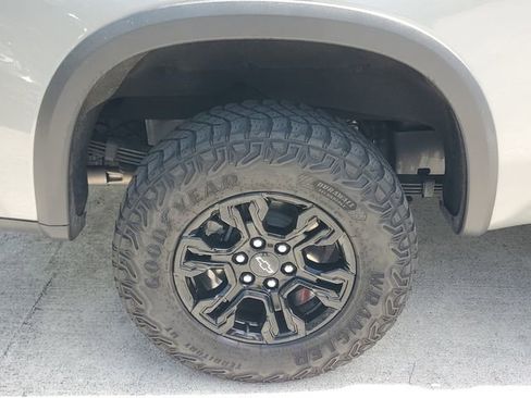 Certified 2024 Chevrolet Silverado 1500 ZR2 w/ Technology Package image 8