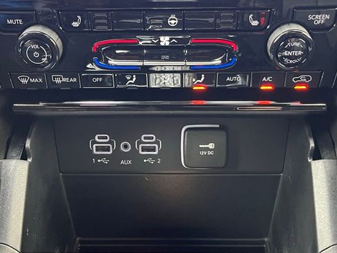 New 2025 Jeep Grand Cherokee L Limited w/ Trailer Tow Package image 19