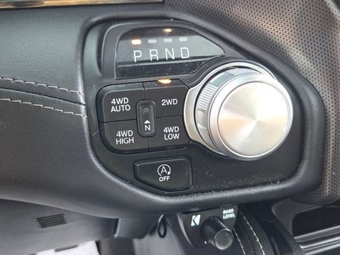 Used 2024 RAM 1500 Limited AWD/4WD image 19