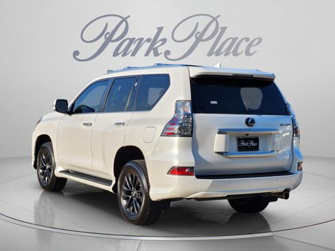 Used 2023 Lexus GX 460 Premium w/ Premium Package AWD/4WD image 3