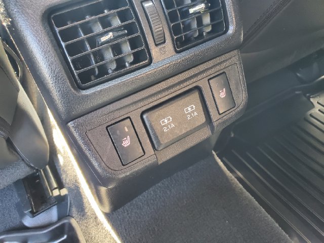 Used 2019 Subaru Outback 2.5i Limited AWD/4WD image 12