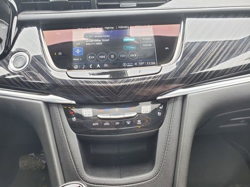 Certified 2024 Cadillac XT6 Premium Luxury w/ LPO, Floor Liner Package AWD/4WD image 27