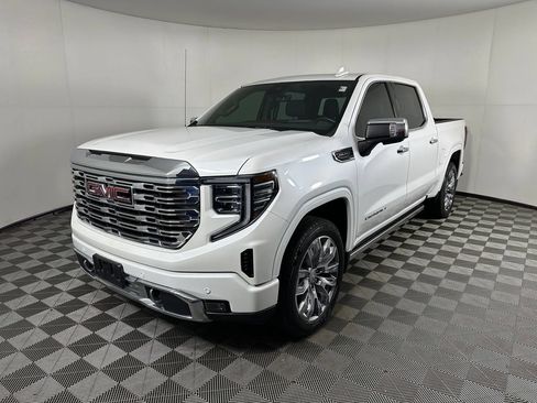 Used 2024 GMC Sierra 1500 Denali AWD/4WD image 1