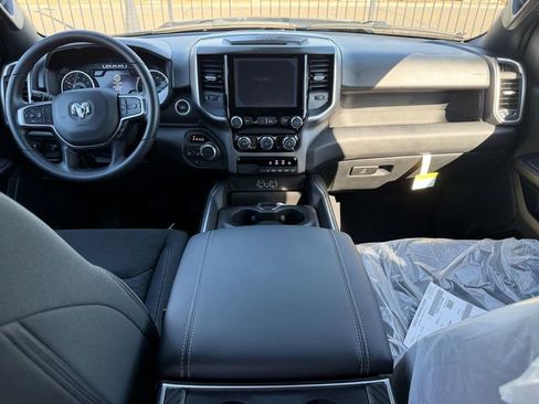 New 2026 RAM 1500 Express image 27